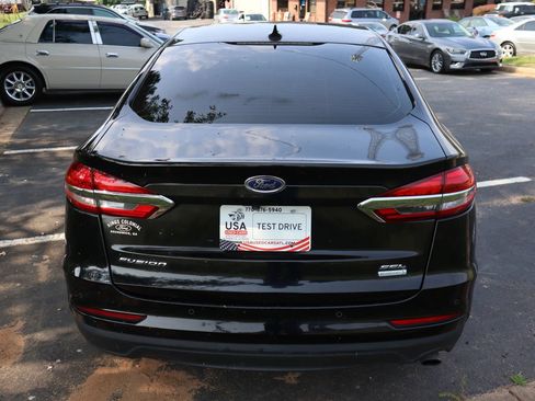 Used 2019 Ford Fusion SEL FWD image 5