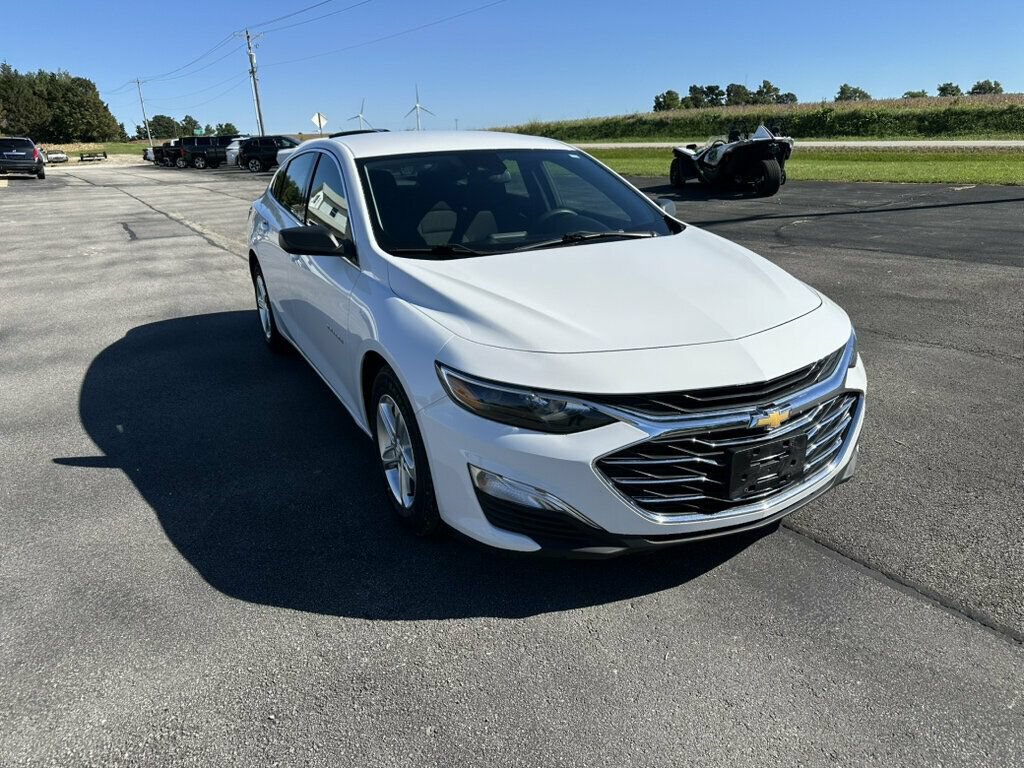 Used 2023 Chevrolet Malibu LS FWD image 7