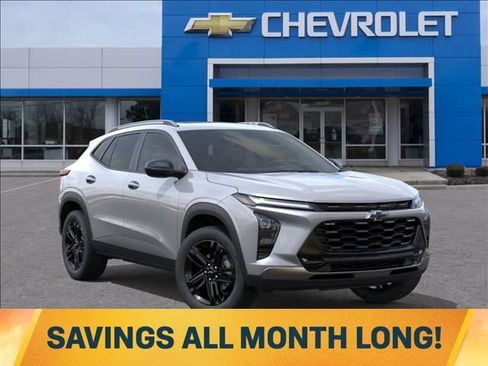 New 2026 Chevrolet Trax ACTIV w/ Sunroof Package FWD image 7