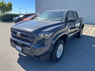 Used 2025 Toyota Tacoma SR5 RWD video 1