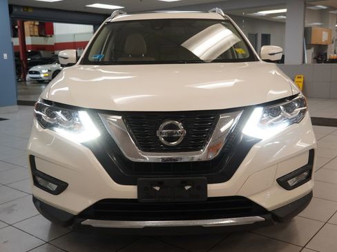 Used 2018 Nissan Rogue SL w/ Premium Package AWD/4WD image 18