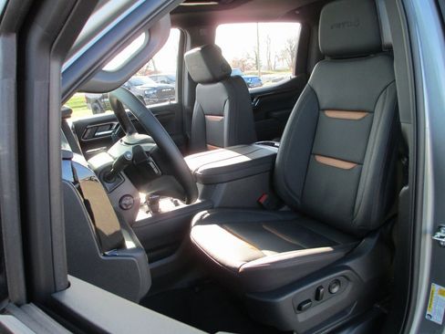 New 2026 GMC Sierra 1500 AT4 image 11