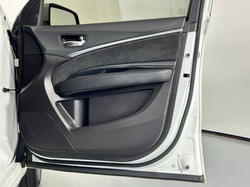 Used 2020 Acura MDX A-Spec image 10