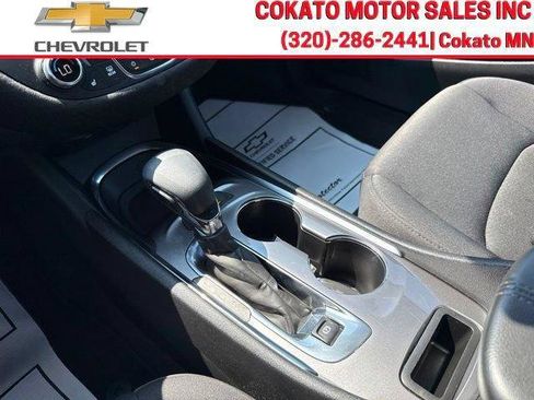 Used 2025 Chevrolet Malibu LT FWD image 19