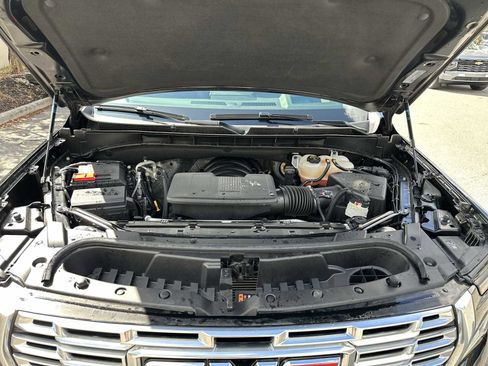 Certified 2025 GMC Yukon Denali image 13