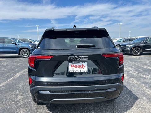 New 2026 GMC Terrain Elevation w/ Elevation Premium Package AWD/4WD image 8