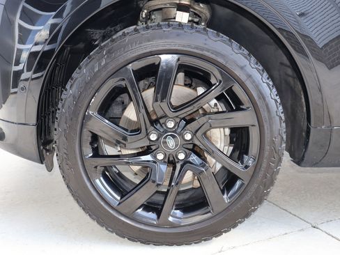 Certified 2023 Land Rover Discovery S R-Dynamic AWD/4WD image 34
