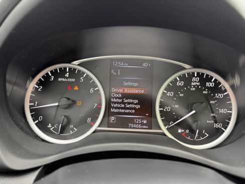 Used 2018 Nissan Sentra SR w/ Technology Package image 14