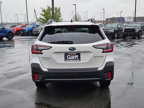 Used 2020 Subaru Outback Premium w/ Popular Package #1 AWD/4WD image 7