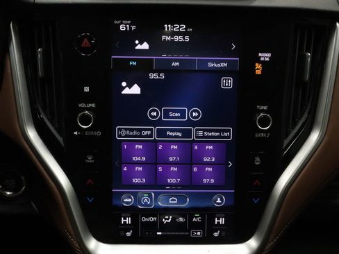 Used 2021 Subaru Outback Touring image 2