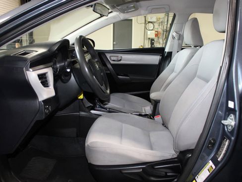 Used 2014 Toyota Corolla LE FWD image 8