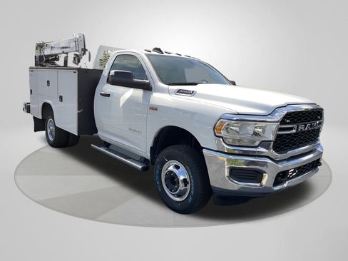 Used 2022 RAM 3500 Tradesman AWD/4WD image 2