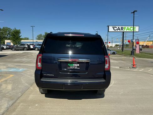 Used 2019 GMC Yukon Denali AWD/4WD image 10