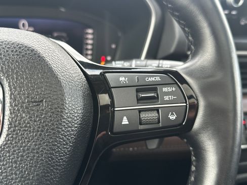 Certified 2023 Honda Pilot Elite image 24