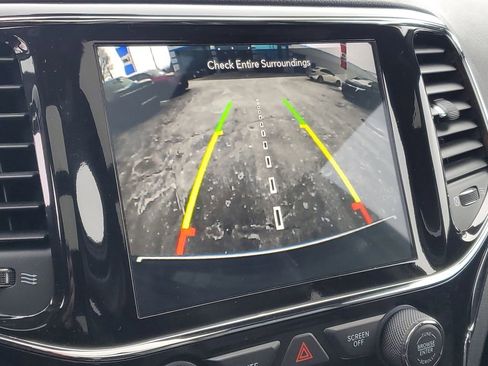 Used 2021 Jeep Grand Cherokee Overland image 19