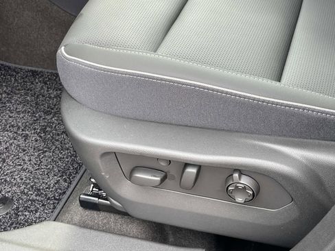 New 2026 Buick Envision Avenir AWD/4WD image 25