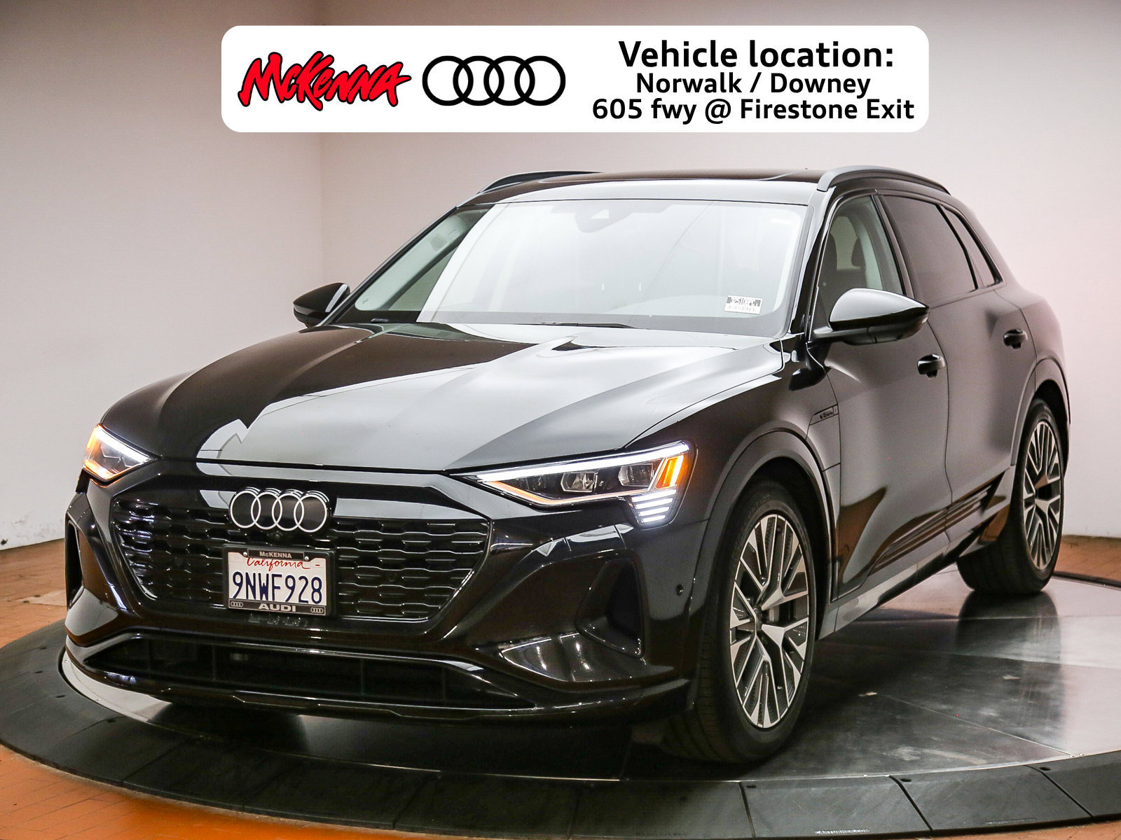 Certified 2024 Audi Q8 e-tron Premium Plus w/ Premium Plus Package AWD/4WD image 1