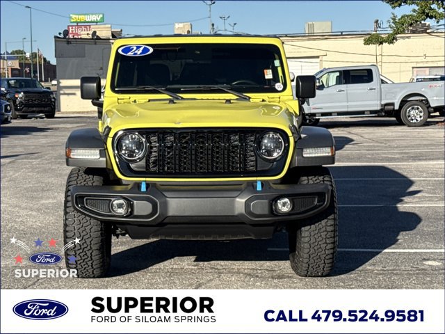 Used 2024 Jeep Wrangler Unlimited AWD/4WD image 13