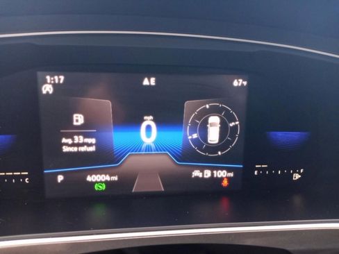 Used 2022 Volkswagen Tiguan SE R-Line image 11