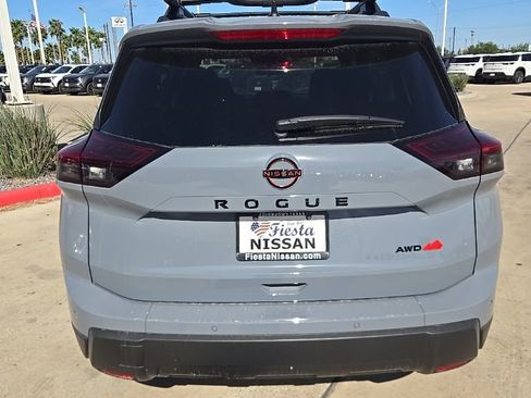 New 2026 Nissan Rogue SV image 10