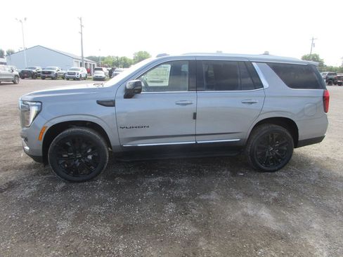 New 2026 GMC Yukon Elevation w/ Elevation Premium Package AWD/4WD image 7