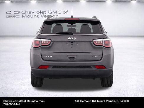 Used 2019 Jeep Compass Latitude AWD/4WD image 27