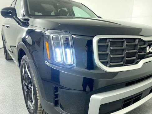 Used 2023 Kia Telluride S image 28
