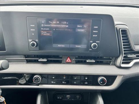 Used 2024 Kia Sportage LX image 13