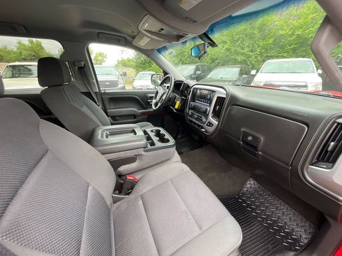 Used 2017 GMC Sierra 1500 SLE w/ Suspension Package, Off-Road AWD/4WD image 11