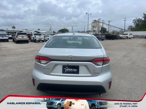 Used 2023 Toyota Corolla LE image 4