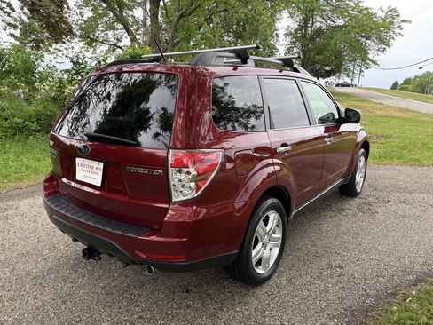 Used 2010 Subaru Forester 2.5X Limited AWD/4WD image 5