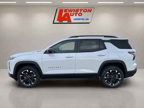 New 2026 Chevrolet Equinox RS w/ Convenience Package III AWD/4WD image 10