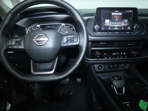 Certified 2026 Nissan Rogue SV image 29