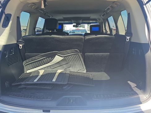 Used 2017 Nissan Armada Platinum w/ Captain Seat Package RWD image 20