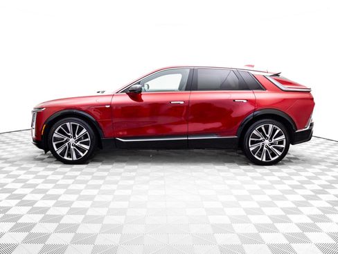 Certified 2024 Cadillac Lyriq Luxury w/ LPO, Floor Liner Package image 2