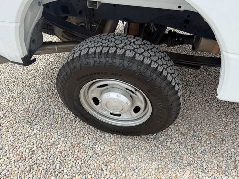 Used 2017 Ford F250 XL w/ Power Equipment Group AWD/4WD image 35