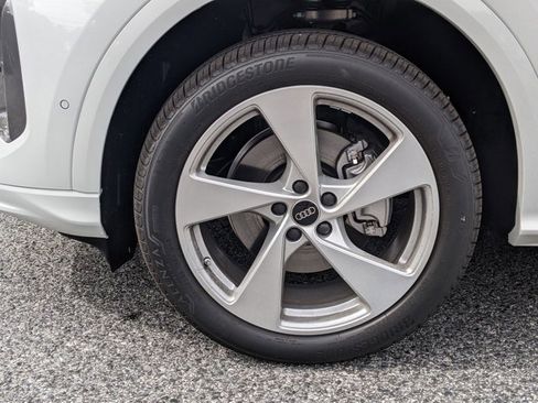 New 2025 Audi Q5 Premium Plus image 9