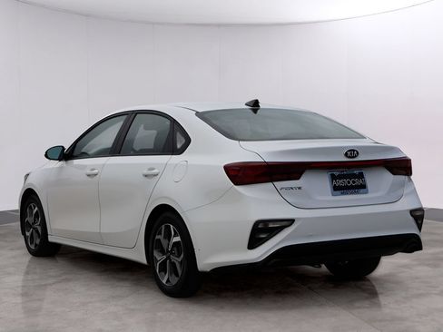 Used 2021 Kia Forte LXS FWD image 5