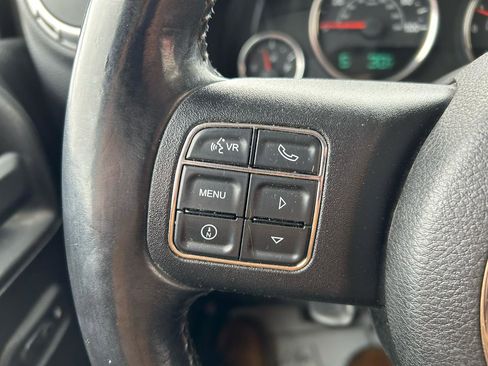 Used 2014 Jeep Wrangler Unlimited Rubicon w/ Dual Top Group image 18