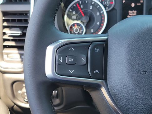 New 2026 RAM 2500 Big Horn AWD/4WD image 5