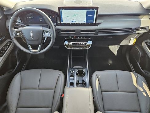 New 2026 Lincoln Corsair Premiere image 24