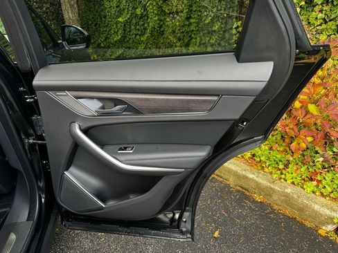 Used 2022 Jaguar F-PACE S image 20