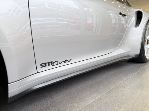 Used 2022 Porsche 911 Turbo image 22