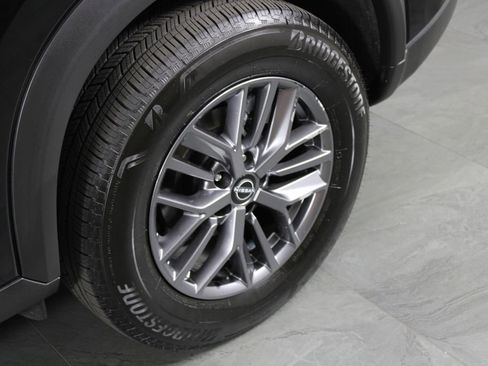 Certified 2024 Nissan Rogue S AWD/4WD image 13