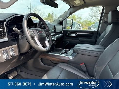 Used 2025 GMC Sierra 2500 SLT w/ SLT Convenience Package AWD/4WD image 11