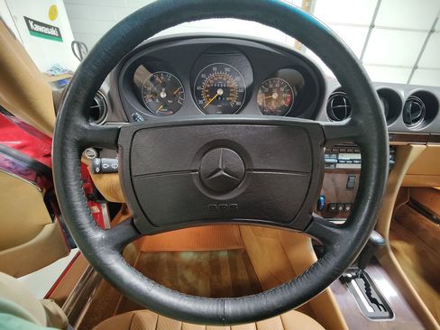 Used 1986 Mercedes-Benz 560 SL 2dr Convertible image 30