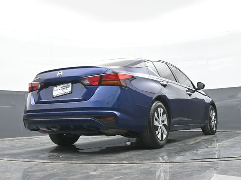 Used 2022 Nissan Altima 2.5 S image 38