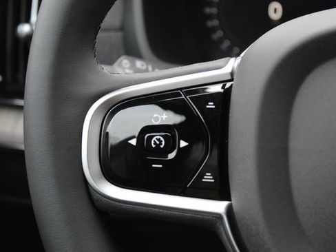 New 2026 Volvo XC90 T8 Ultra w/ Lounge Package AWD/4WD image 16
