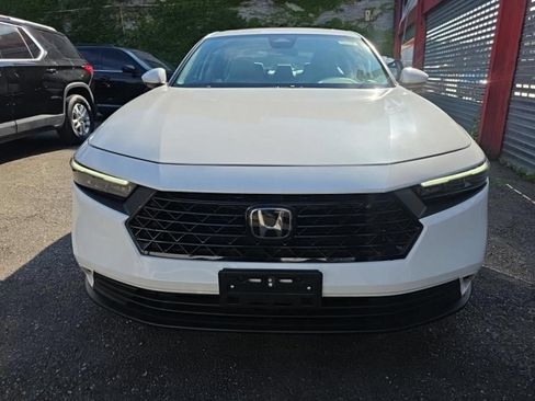 Used 2024 Honda Accord EX image 2