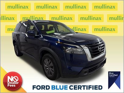 Used 2025 Nissan Pathfinder SV